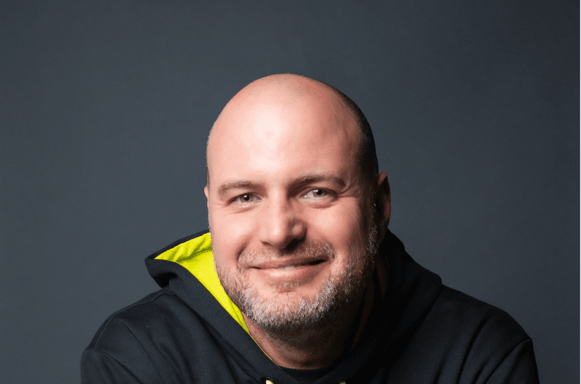 Artigo: Democratização da IA derruba barreiras e reorganiza papéis em travel techs