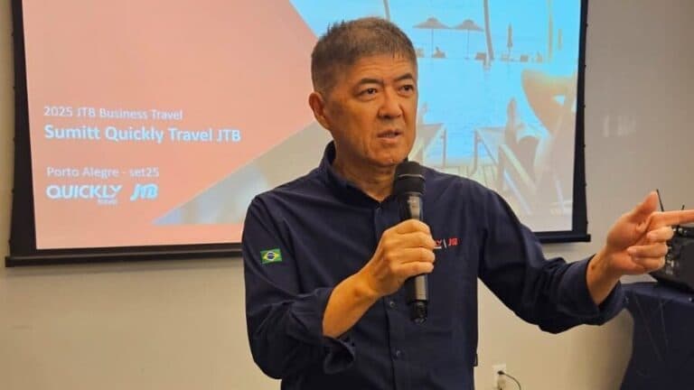 Gervásio Tanabe, Head de Business Travel, Sales e Marketing da Quickly Travel, na última edição do Summit Divulgação