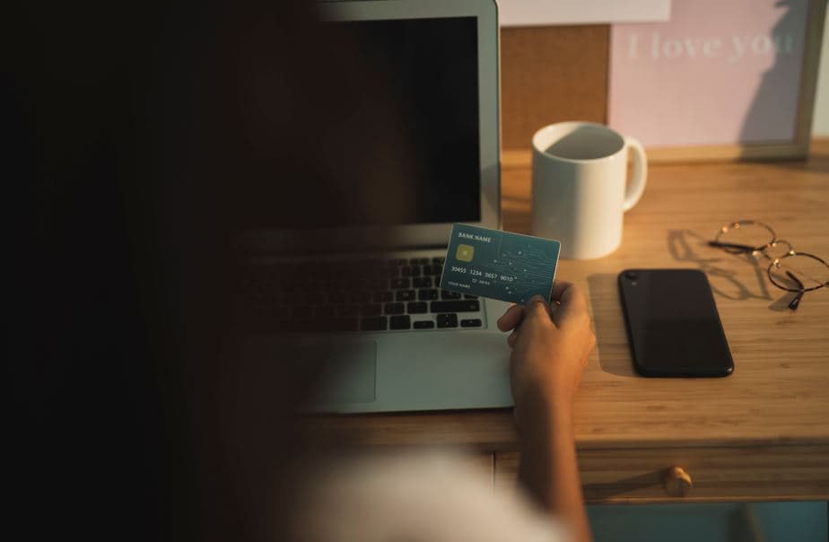 Fraudes em pagamentos desafiam empresas de turismo, aponta Flywire