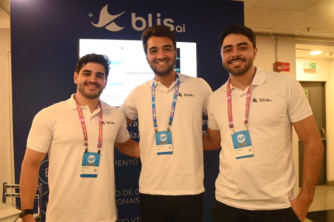 Traveltech brasileira leva IA operacional ao palco do Web Summit Rio