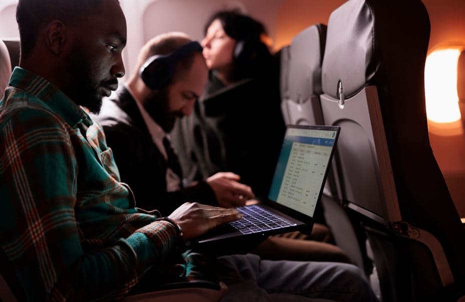 Travel techs dos EUA pagam até 35% mais a engenheiros do que hotelaria