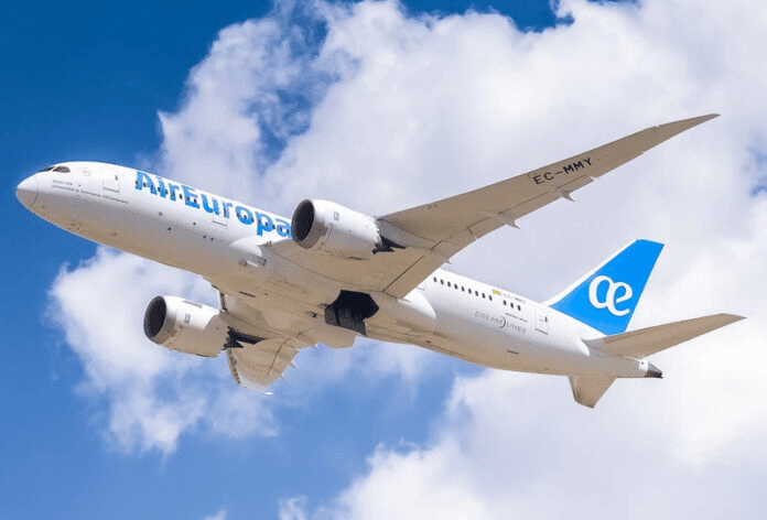 Nova tecnologia permite dividir valor de passagens da Air Europa entre várias pessoas