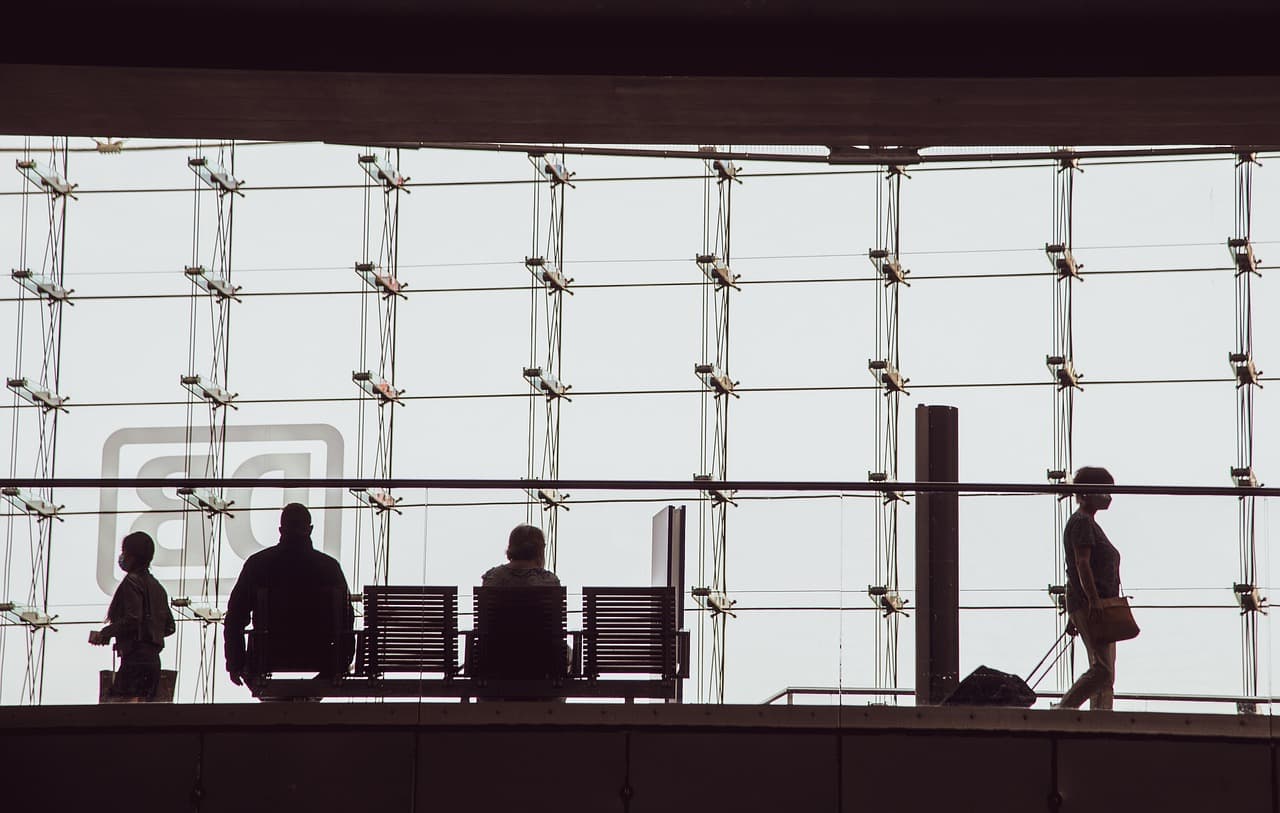 15below adquire Airport AI e avança na criação de plataforma unificada de comunicação para passageiros